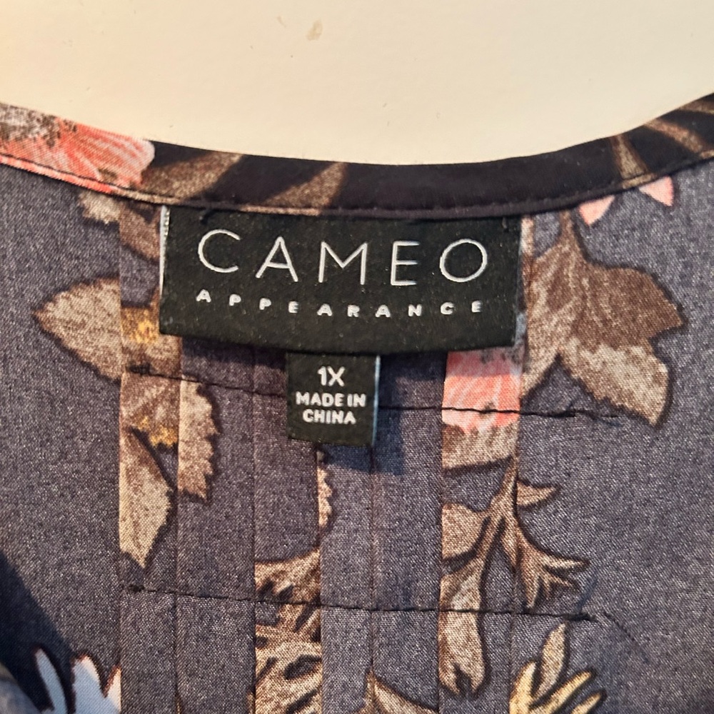 Cameo Black Floral Blouse with Pink Accents - Picture 2 of 8